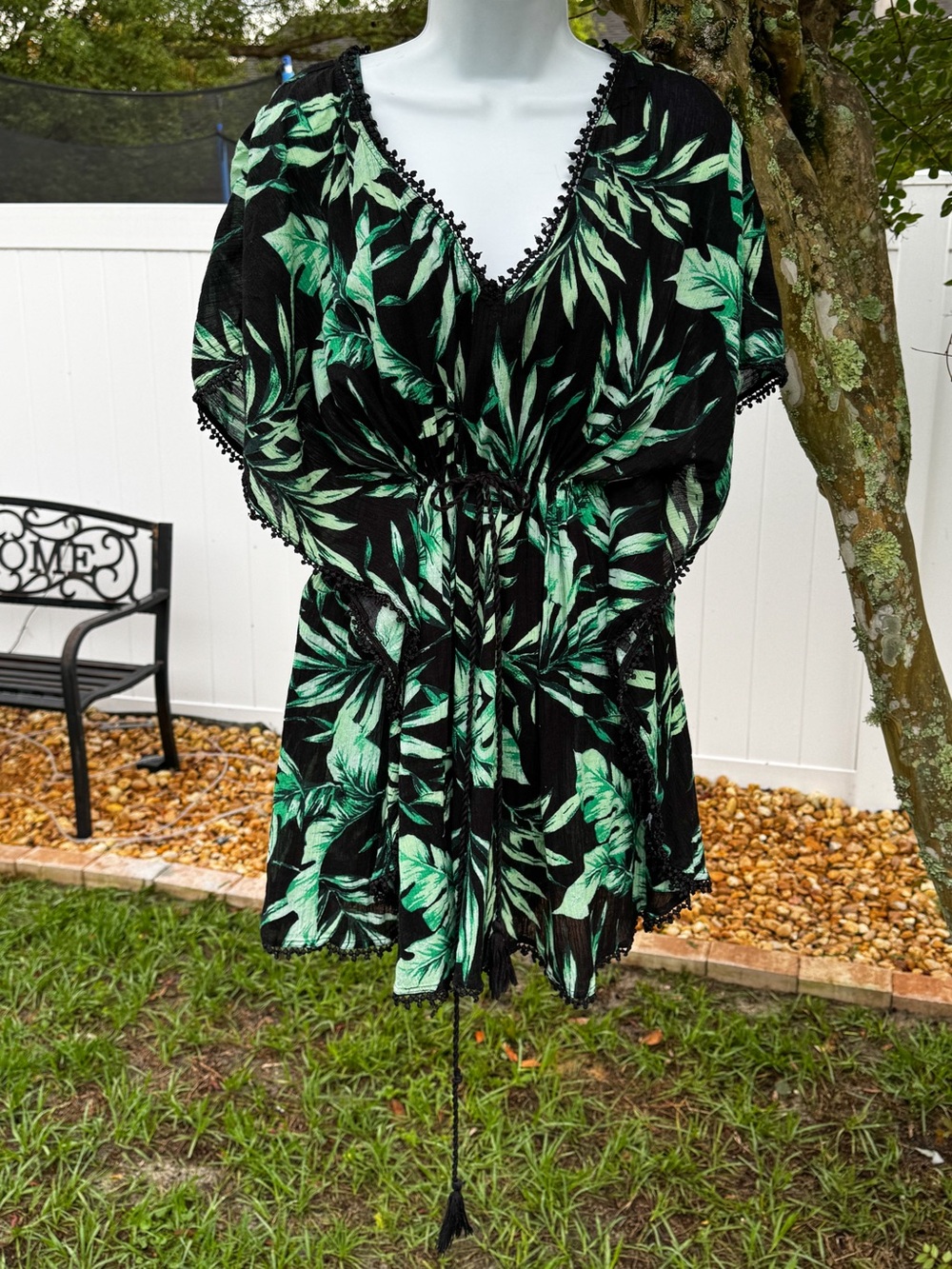 Old Navy Tropical Leaf Pom Trim Swim Cover Up XL